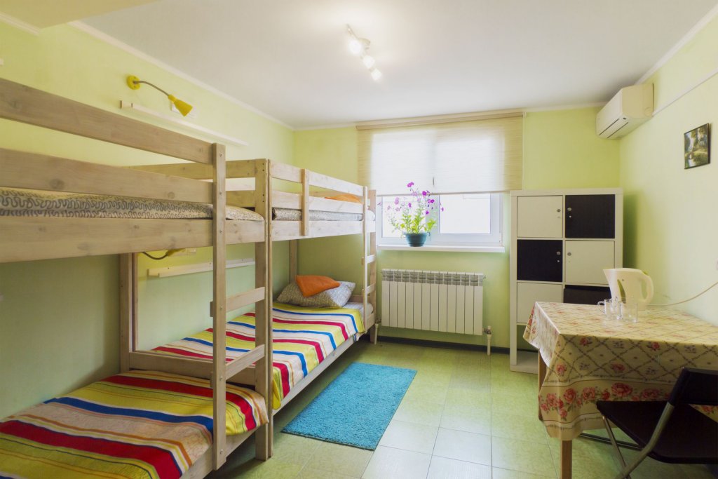 Cama en dormitorio compartido (dormitorio compartido masculino) Olimp Hostel