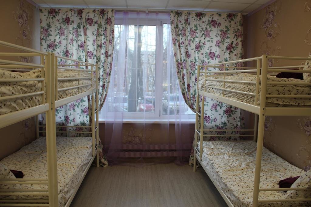 Кровать в общем номере (женский номер) Хостел Ника-сити