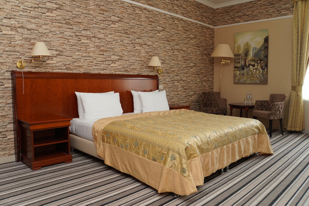 Classic Double room with city view Hotel Grand Wellness Spa