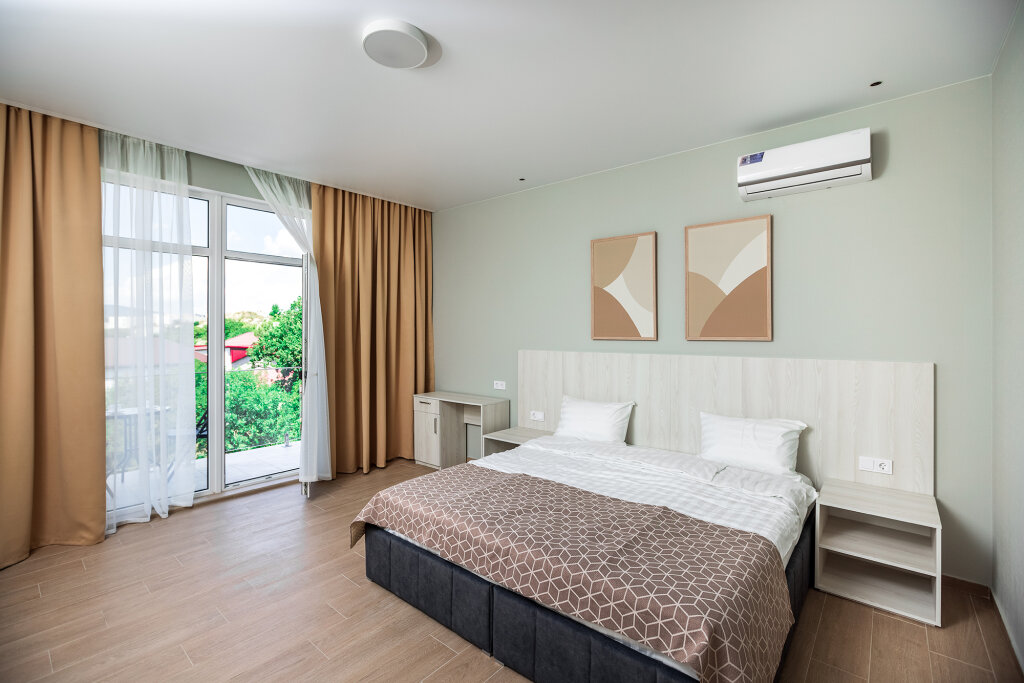 Confort double chambre avec balcon Milan Hotel