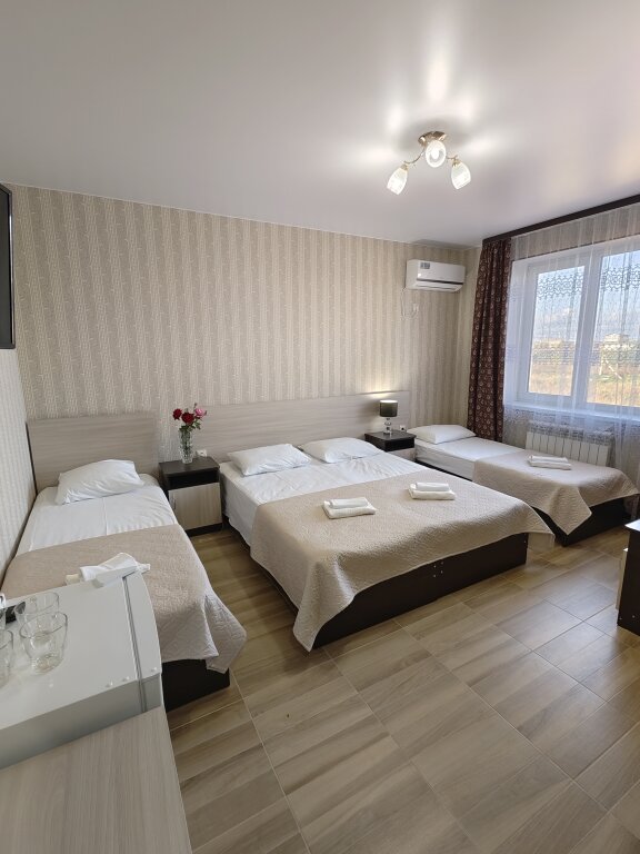 Confort chambre avec balcon et Avec vue Diana Utyosova Guest House