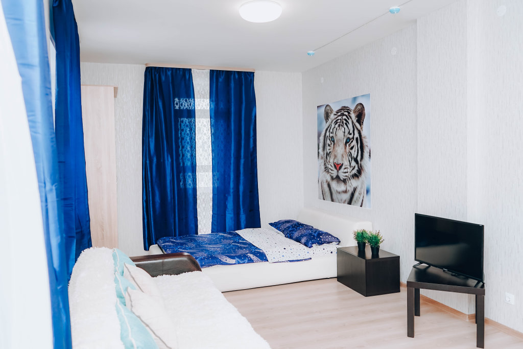 Apartamento 1 dormitorio con balcón y con vista V Tsentre Goroda Apart-Hotel