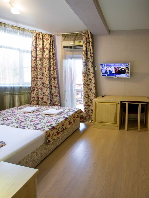 Small Double room with balcony and with view Galla Hotel