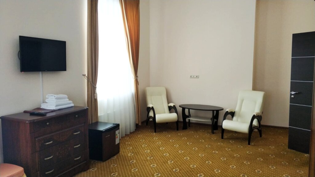 Habitación triple (Building 3,4,5) 2 dormitorios Hotel Zagorodny Hotel Atelika Grand Olgino 3***