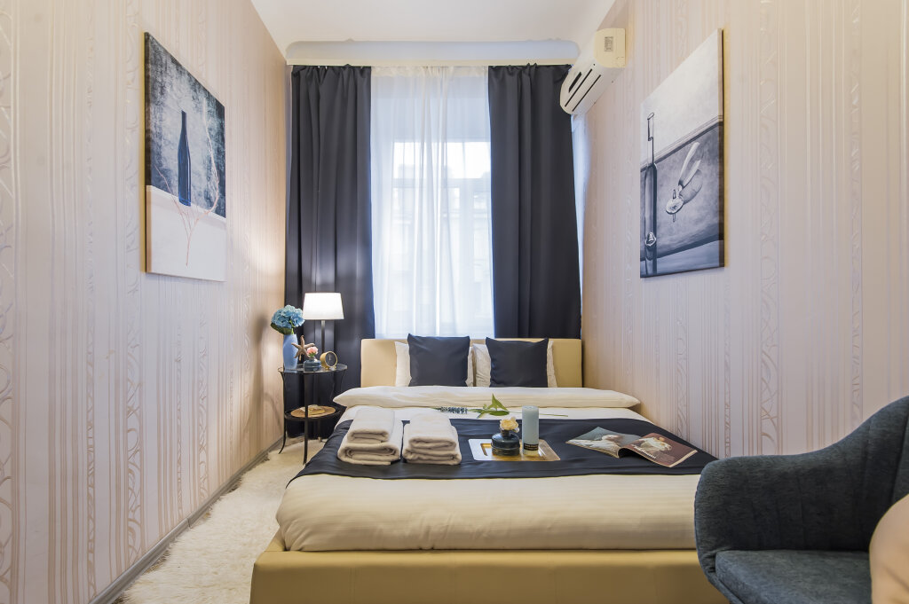 Apartment 4 Zimmer mit Balkon Na Tverskoy 6s3 Apartments