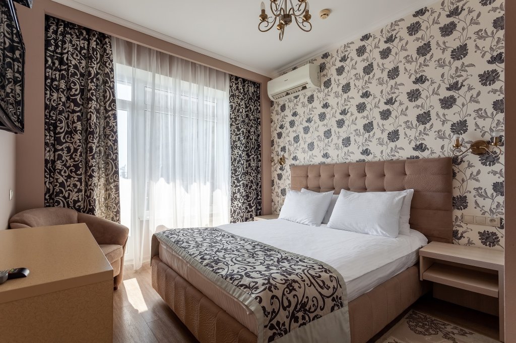 Двухместный люкс Premium с 2 комнатами с балконом Wellness СПА-Отель Грейс Арли