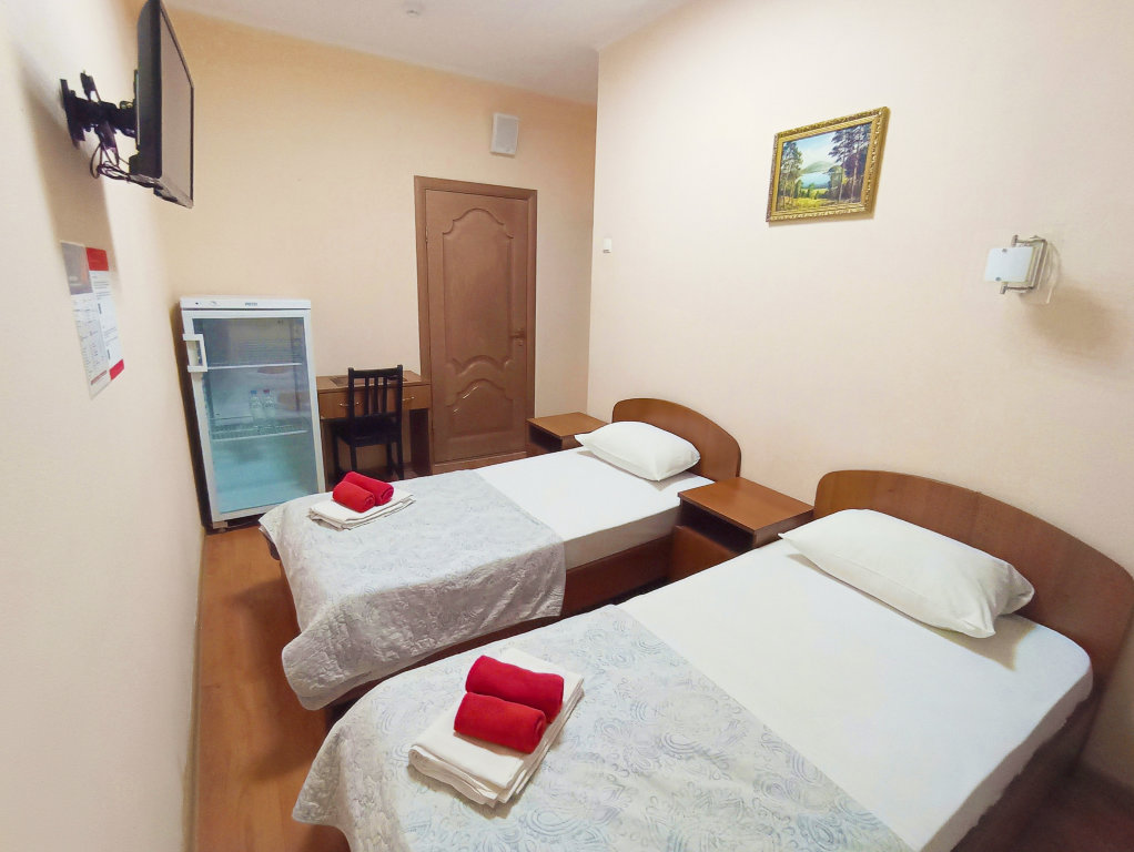 Économie double chambre avec balcon et Vue sur la ville Smart Hotel KDO Rostov-Na-Donu Hotel