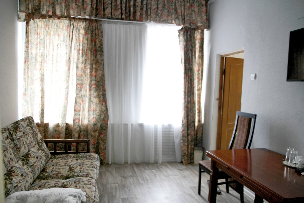 Habitación Confort 2 dormitorios Na Maline Mini-Hotel