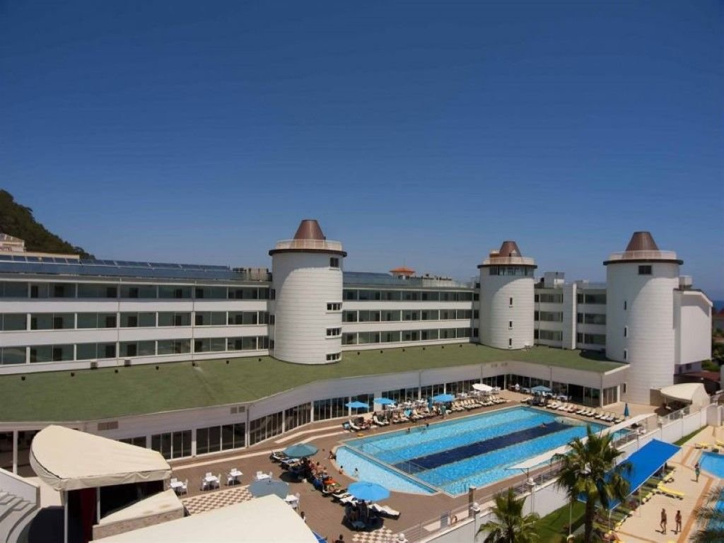 Royal towers resort hotel. Palmet Kiris Турция. Royal Towers Hotel Kiris 4. Palmet Resort Kiris 4. Тауэр Резорт Кемер.