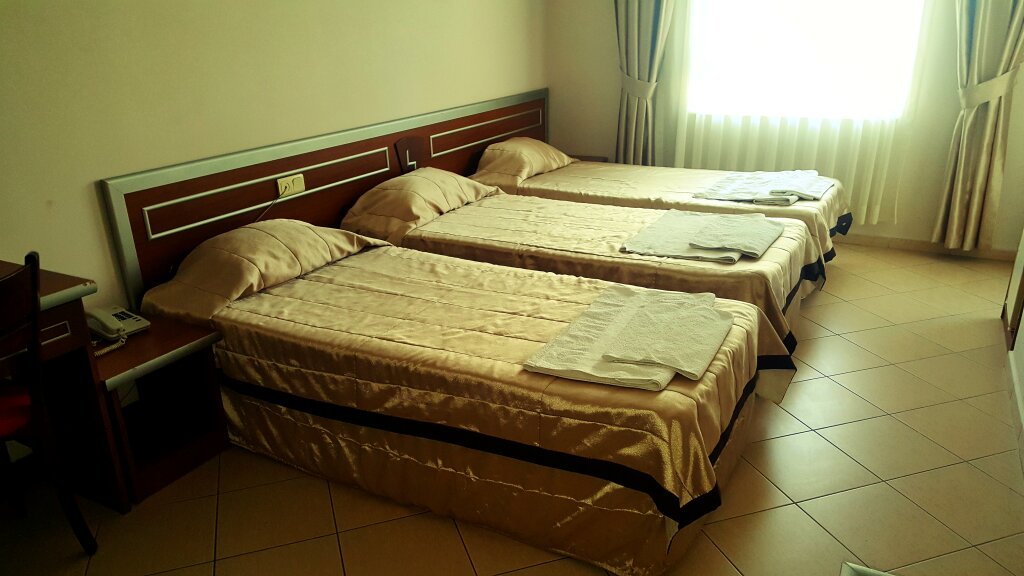 Standard Triple room with view Lemon Guest House