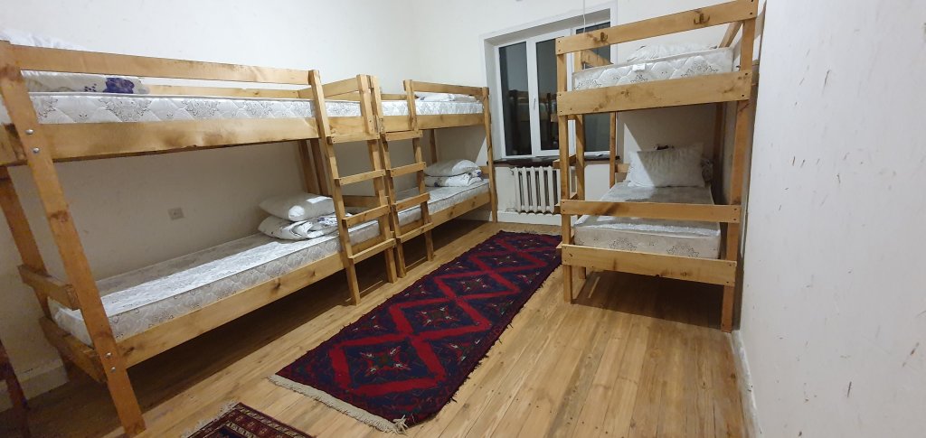 Кровать в общем номере Хостел Этнохостел на магале