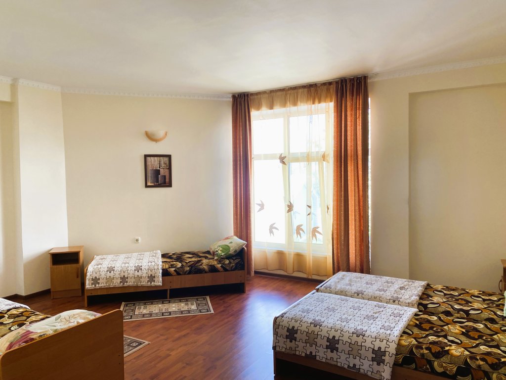 Economy Vierer Zimmer More Region Guest house