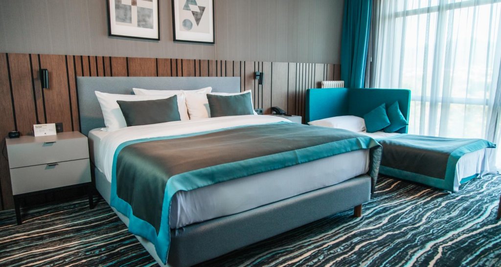 Confort triple chambre Avec vue DoubleTree by Hilton Vladikavkaz