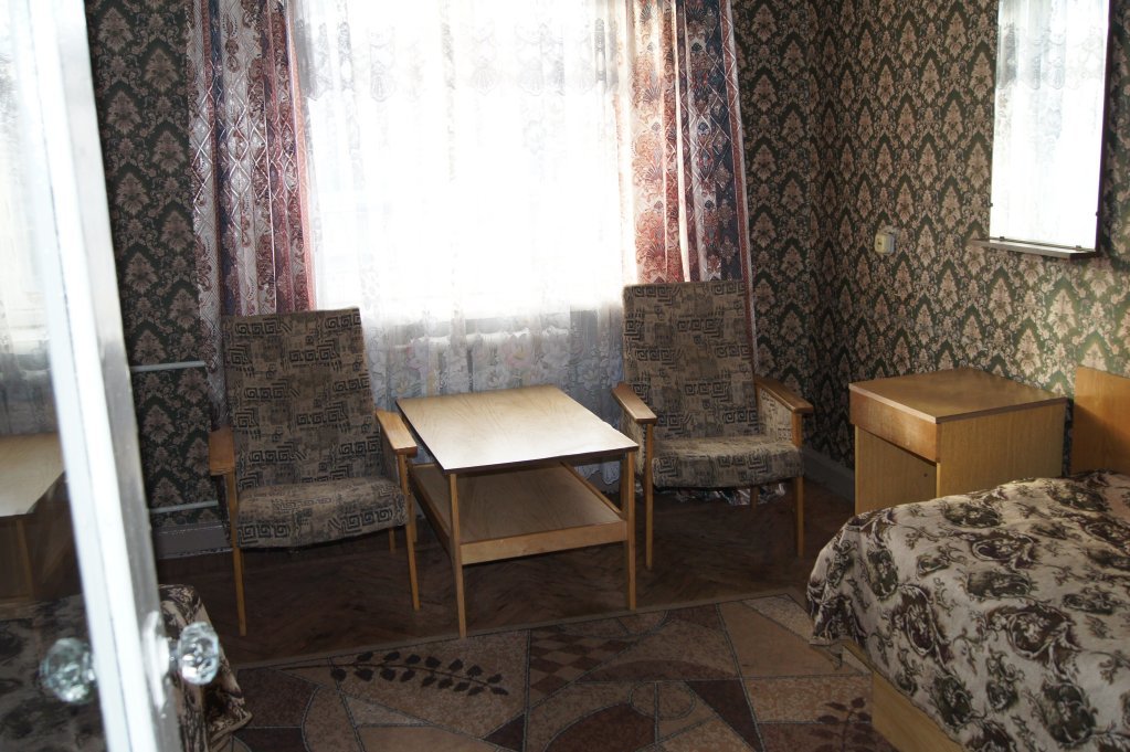 Standard Dreier Zimmer Tsentralnaya Hotel