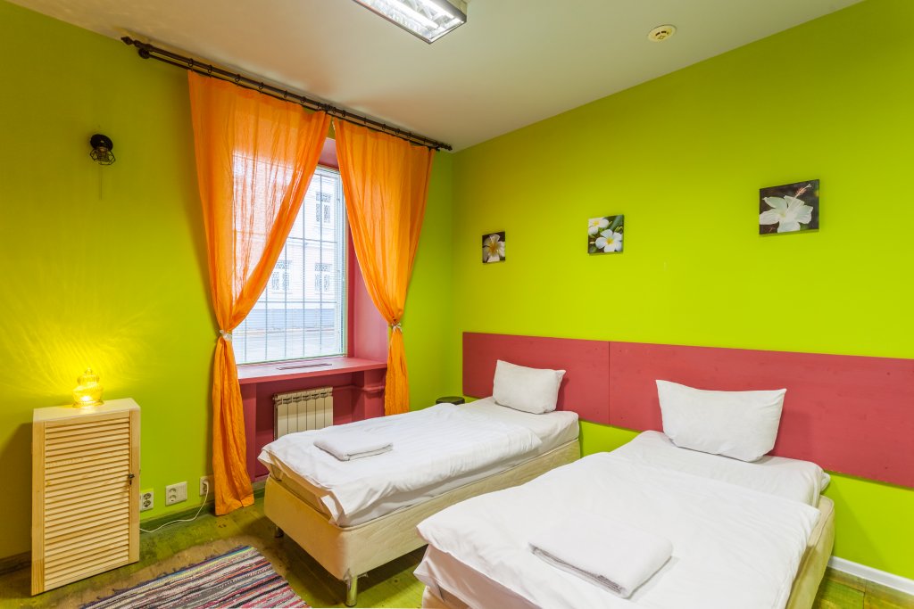 Standard Double room with city view Fusion Hostel