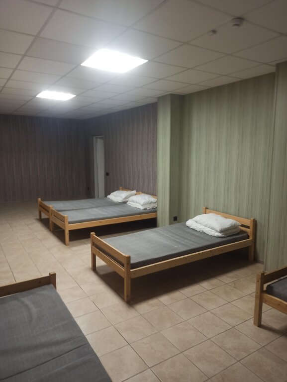 Cama en dormitorio compartido Rezerv Hostel