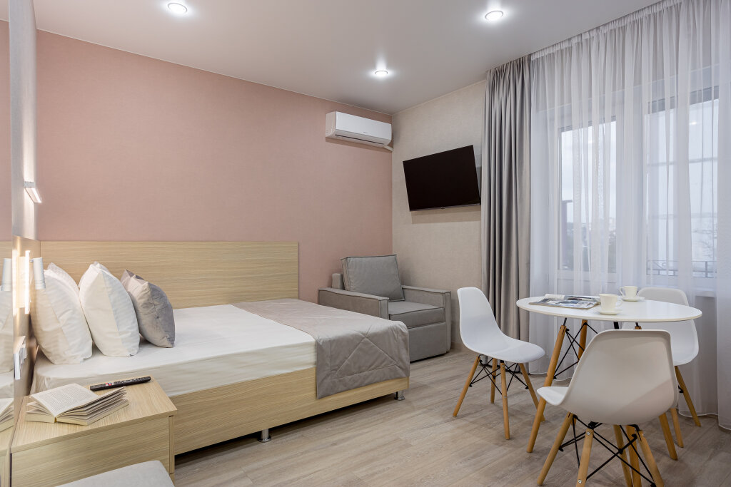 Superior Doppel Zimmer mit Balkon und mit Stadtblick Yuko-Gostevoy Dom Mini-Hotel