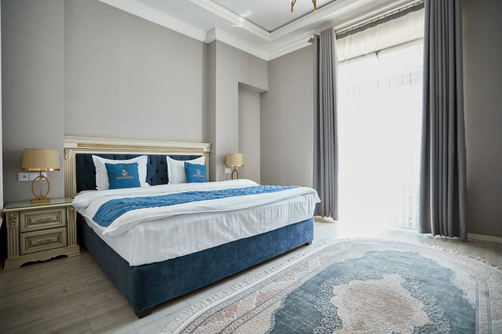 Supérieure double chambre avec balcon et Avec vue Royal Hotel Samarkand