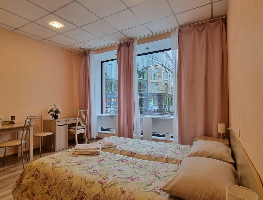  Apartment with panoramic window Bolshoy 45 Hotel