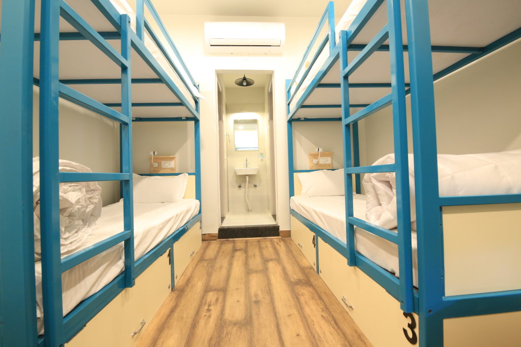 Кровать в общем номере Blue Beds Hostel