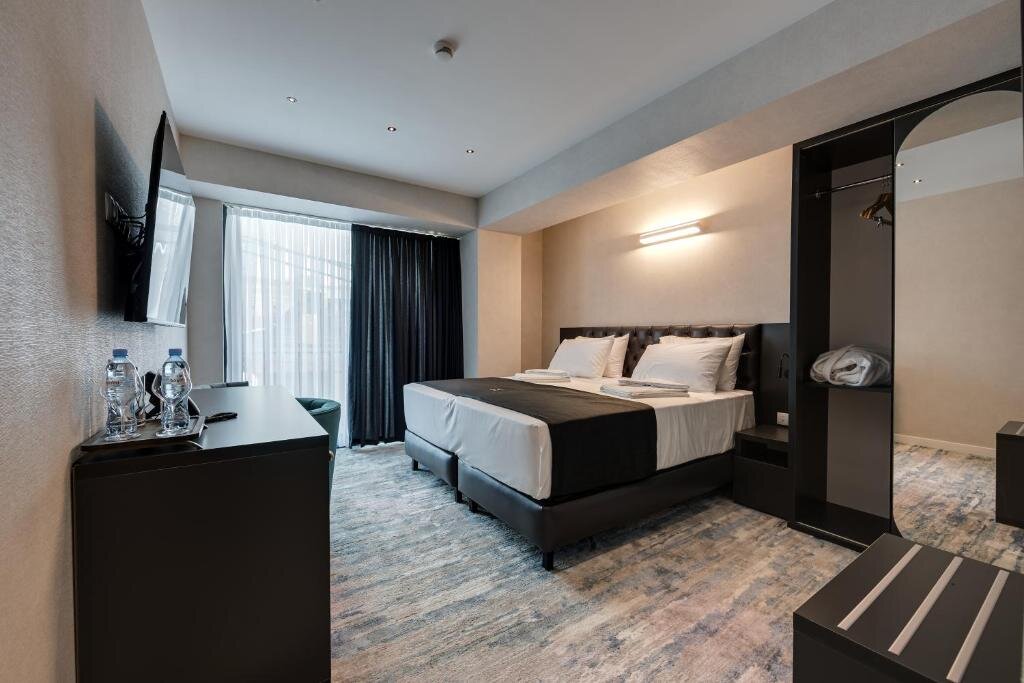 Standard Doppel Zimmer Mit Hotel Tbilisi