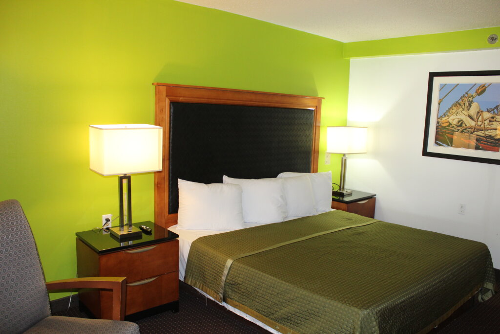 Standard room Carla Inn&Suites Roanoke Airport Hotel