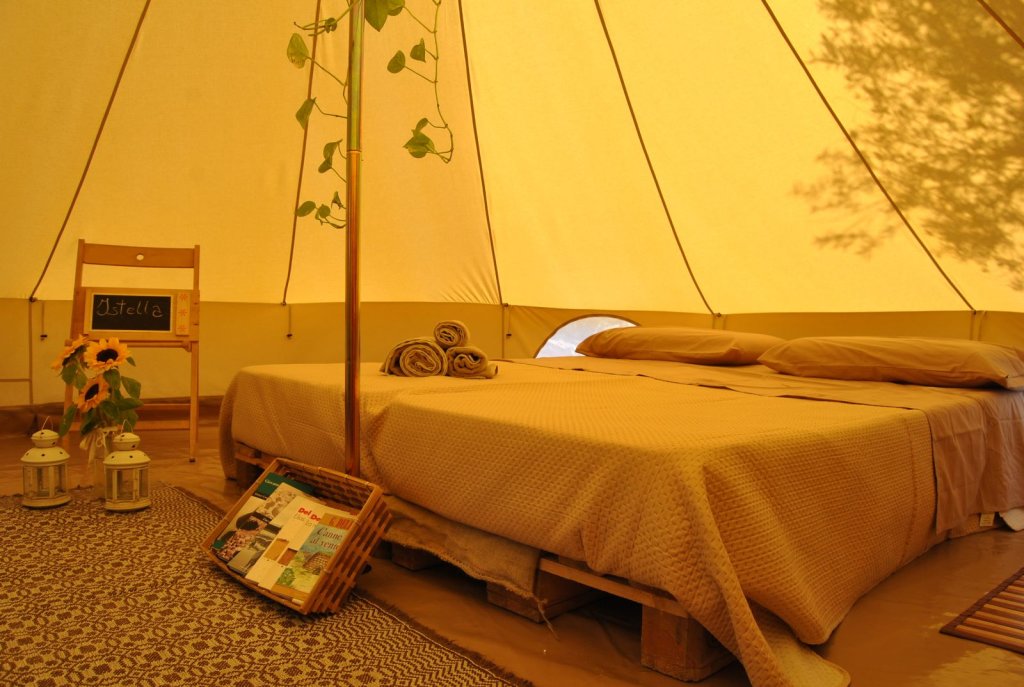 Superior Quadruple room with view Glamping Pasare