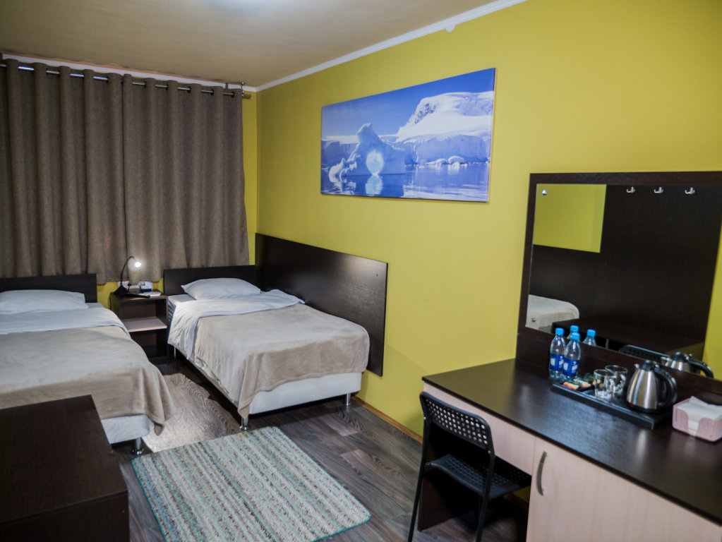2 Bedrooms Standard Triple room Smart Business Hotel