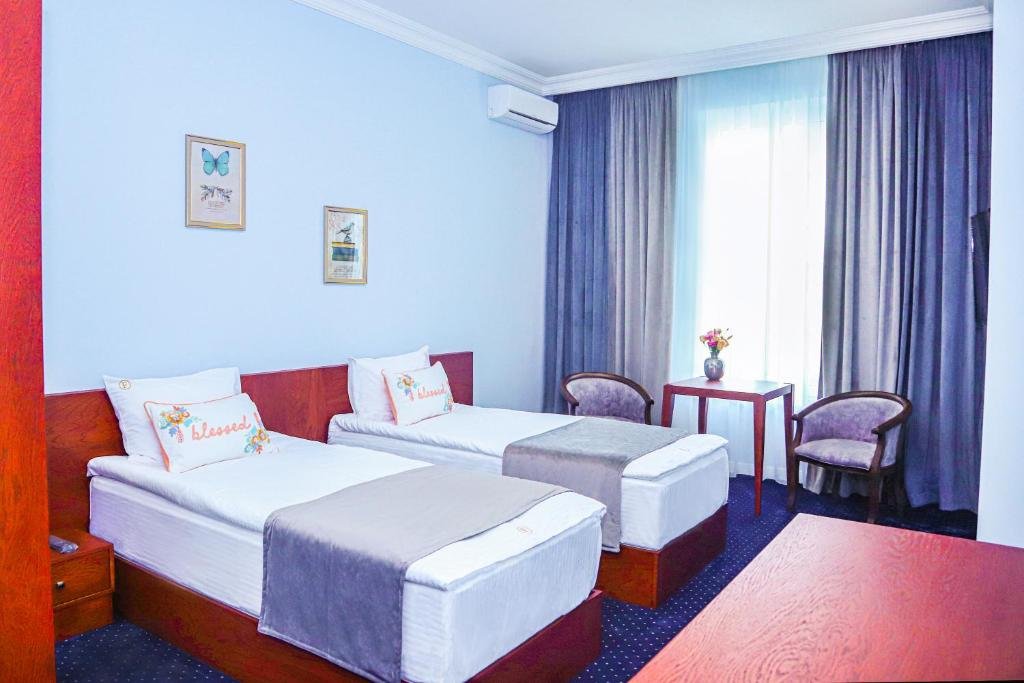 Komfort Doppel Zimmer mit Stadtblick Grand Fortune Hotel