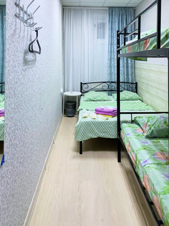 Habitación cuádruple familiar Económica Travel Room Rimskaya Mini-Hotel