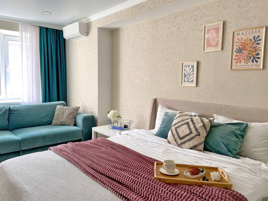 Supérieure appartement 1 chambre avec balcon et Vue sur la ville Atmosfera - Lyuks Na Oskanova Flat