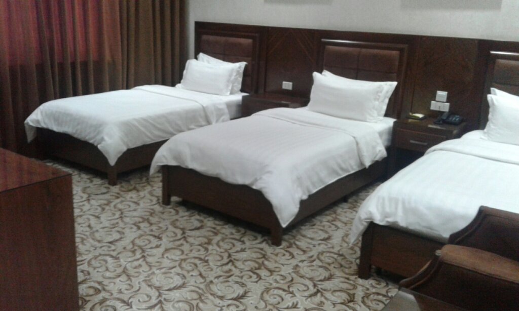Трёхместный номер Standard Hotel Sultan