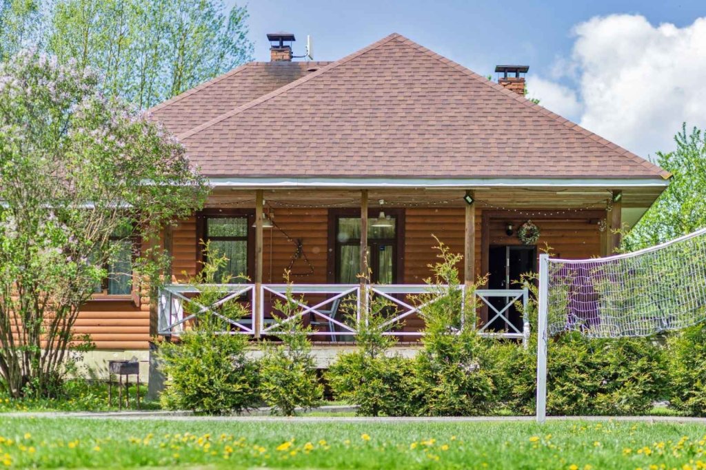 Hütte mit Seeblick Dvukhurovnevy Kottedzh S Otkrytoy Terrasoy Private House