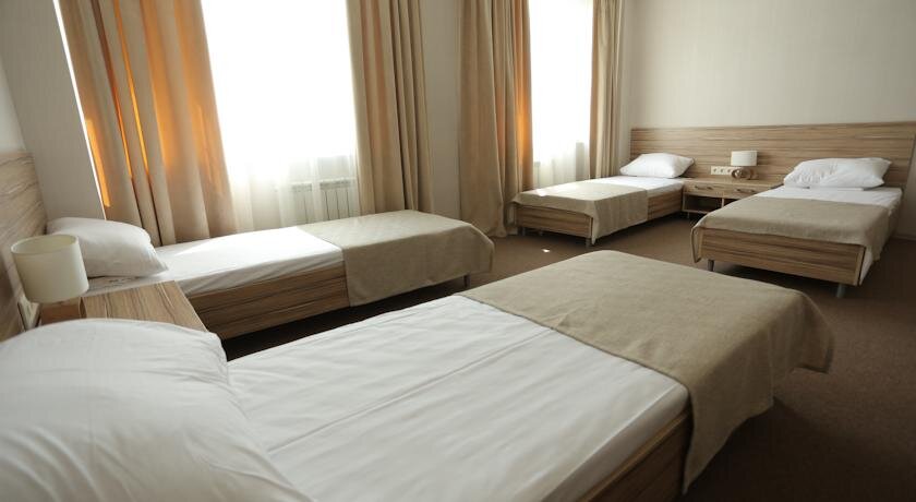 Standard Quadruple room Strela Hotel