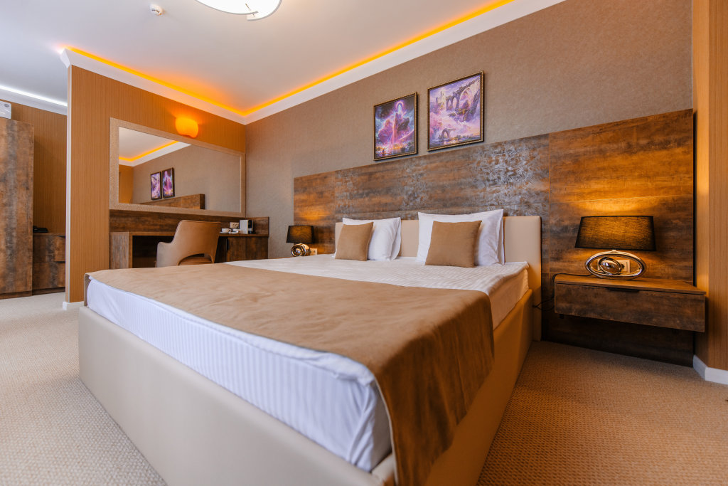 Comfort Double room  with city view Dragon Spa Hotel