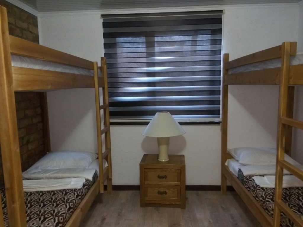 Cama en dormitorio compartido (dormitorio compartido masculino) Arba Hostel