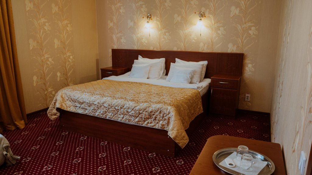Standard Double room Astoria Hotel