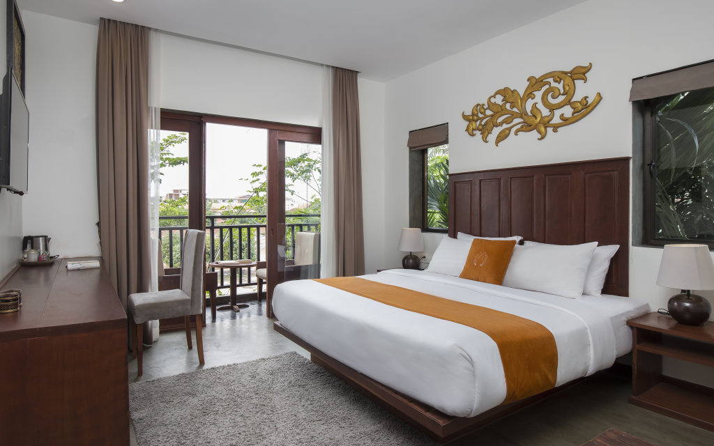 Полулюкс с балконом и с красивым видом из окна Бутик-Отель Won Residence & Spa