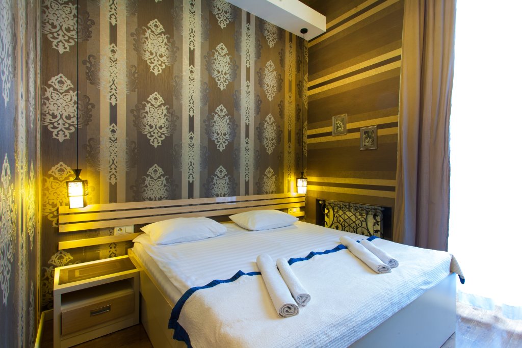 Standard Double room with balcony Rustaveli Hotel