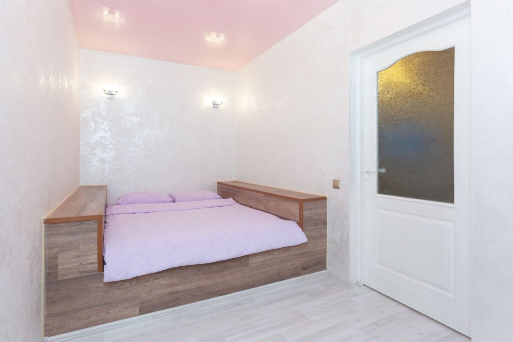 1 Bedroom Double Apartment Odnokomnatnye Na Lenina Apartments