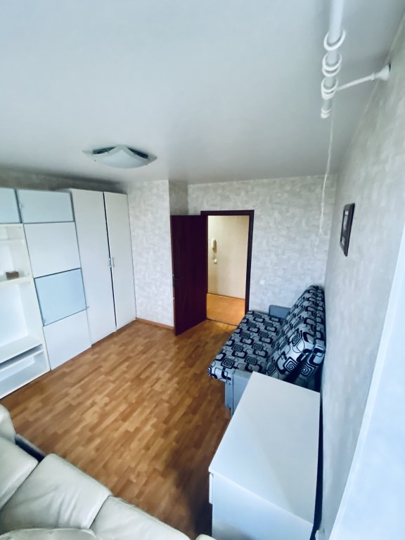 Apartment 2 Schlafzimmer mit Balkon Dvuhkomnatnaya Kvartira na Narodnogo Opolcheniya Lodging House