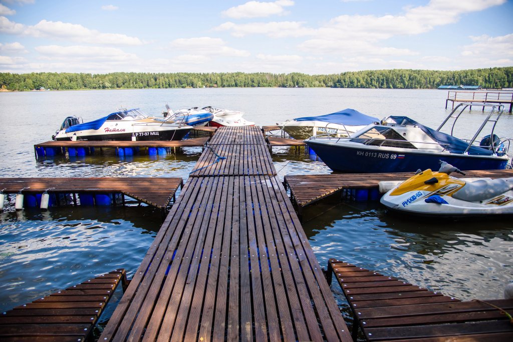 Лодочная станция на Истринском водохранилище