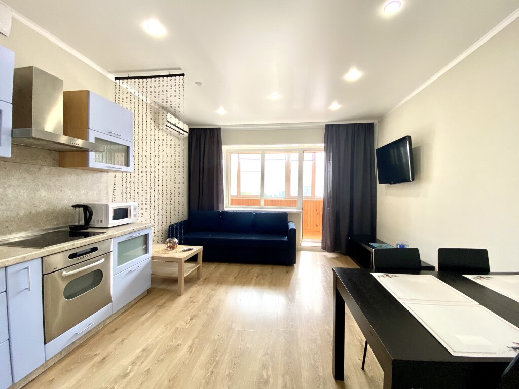 Appartamento 1 camera da letto con balcone e con vista Kvartira Na Iremele