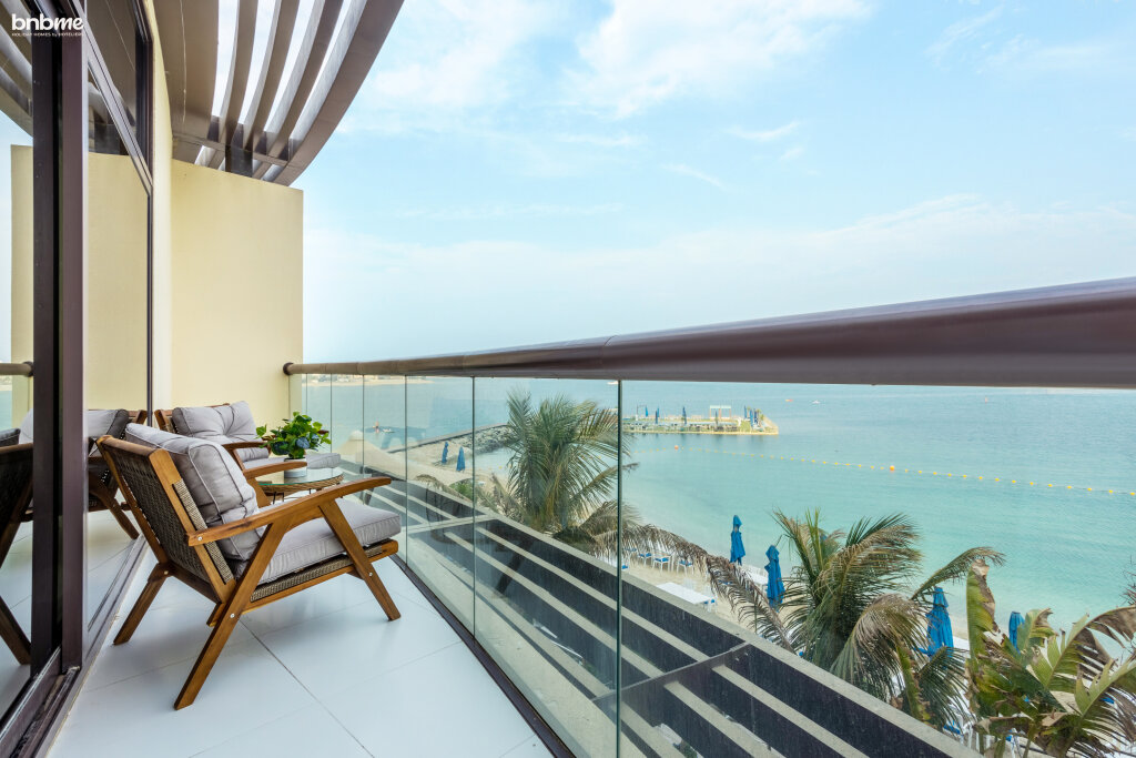 Club Vista mare Dubai. Апартаменты bnbmehomes 1br. Aloft Palm Jumeirah 4. Mallorca Luxury Apartments 1 St line. 100 в дубае