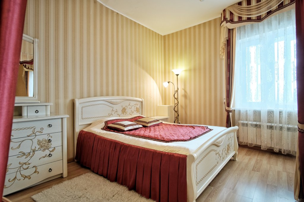 Double Suite with balcony and with view Donjon Hotel