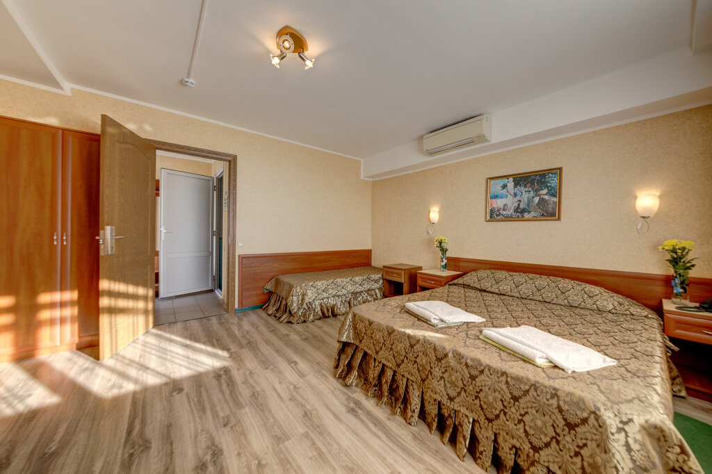Standard Triple room Anapa-Patio Hotel