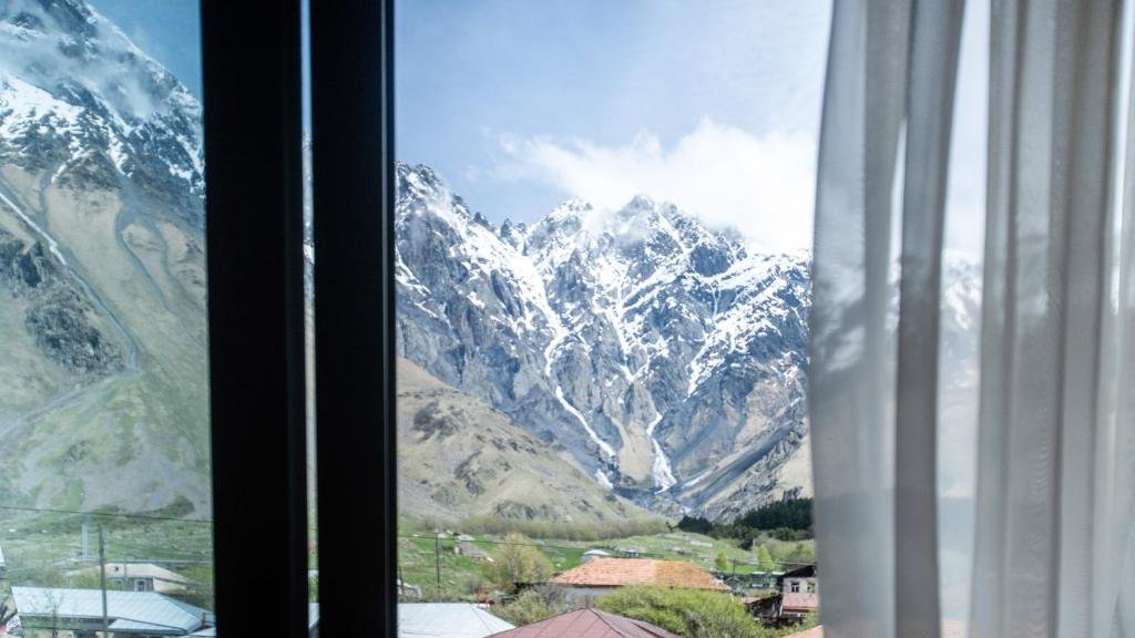 Двухместный номер Standard с видом на горы Hotel Memoir Kazbegi by DNT Group