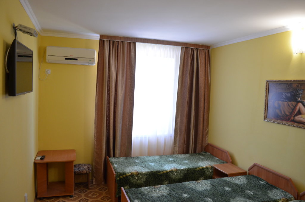 Standard sextuple chambre 2 chambres Usadba Bereg Kazantipa Hotel