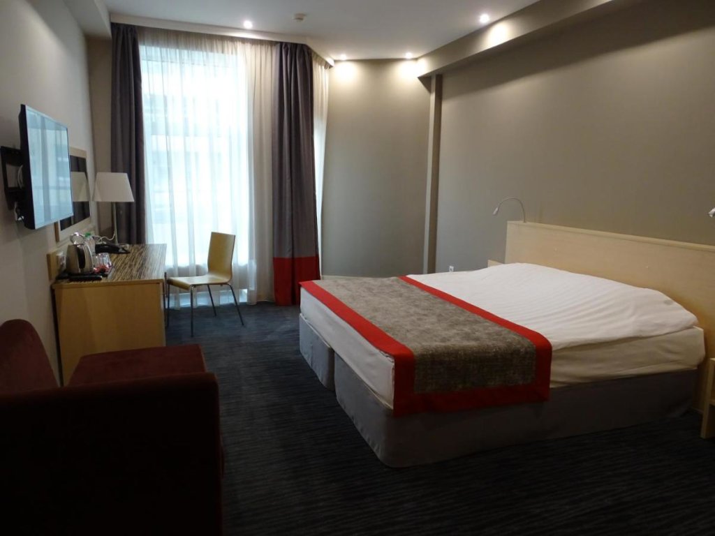 Ramada hotel suites отзывы. Ramada Елабуга. Ramada Hotel & Suites by Wyndham Alabuga. Ресторан Рамада Елабуга. Рамада Елабуга пентхаус.