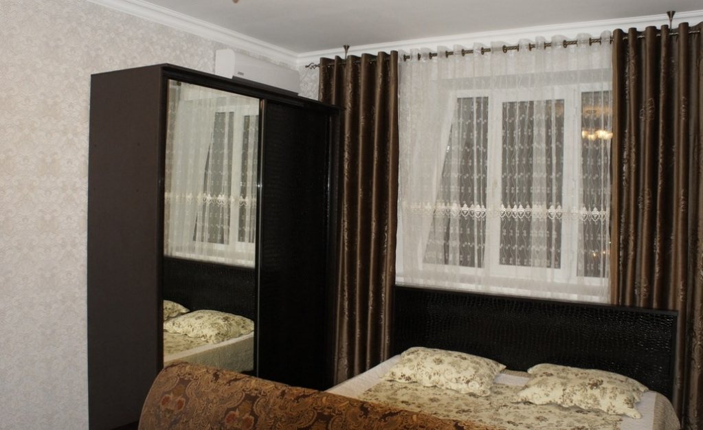 Апартаменты c 1 комнатой с частичным видом на море КвартОтель на М.Горького 85Б
